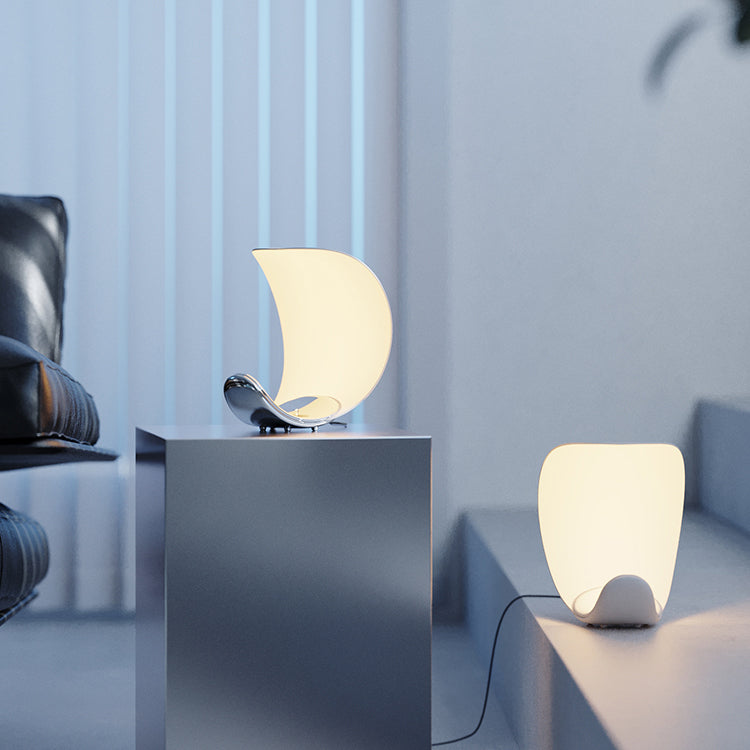 Lampe de Table Élégante en Spirale - Design Moderne et Lumière Apaisante
