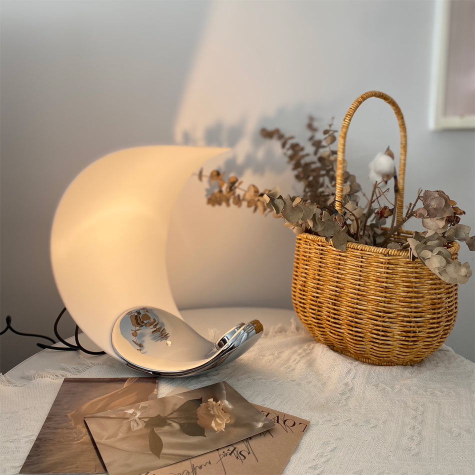 Lampe de Table Élégante en Spirale - Design Moderne et Lumière Apaisante