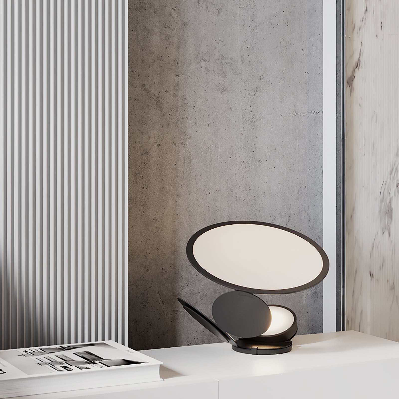 Lampe de Table Élégante - Détails Sculptés et Éclairage Atmosphérique