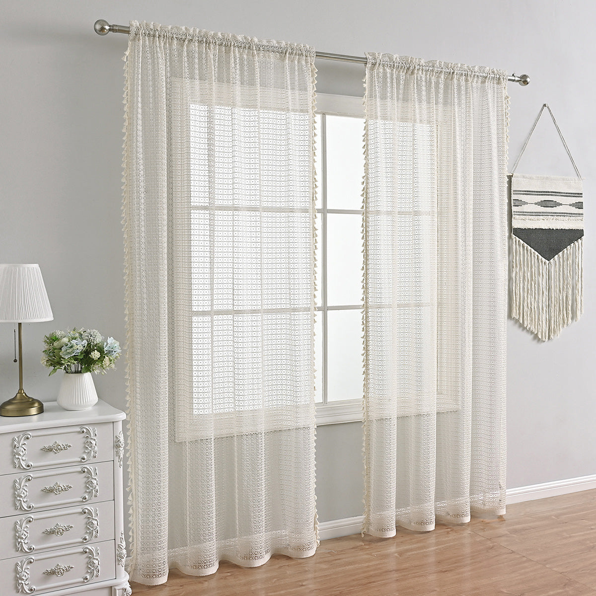 Rideaux en Voile Beige Doux - Élégance Lumineuse pour Espaces Sophistiqués