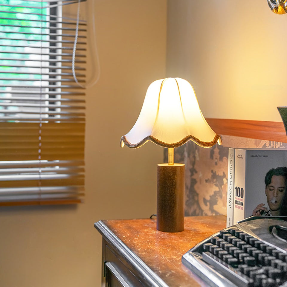 Lampe LED de Table Élégante - Abat-jour en Tissu et Base en Bois