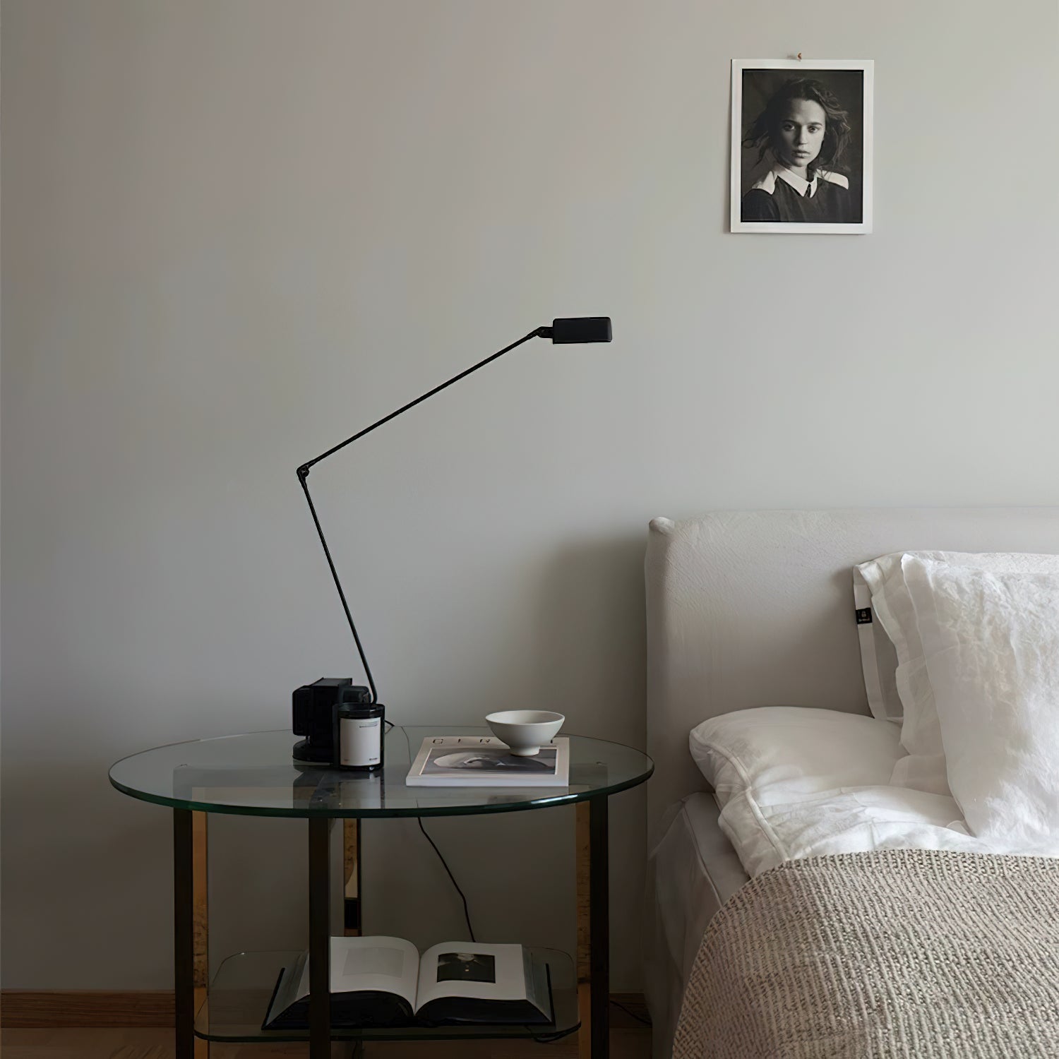 Lampe de Table Élégante et Polyvalente - Diffuseur Rotatif et Gradation Ajustable