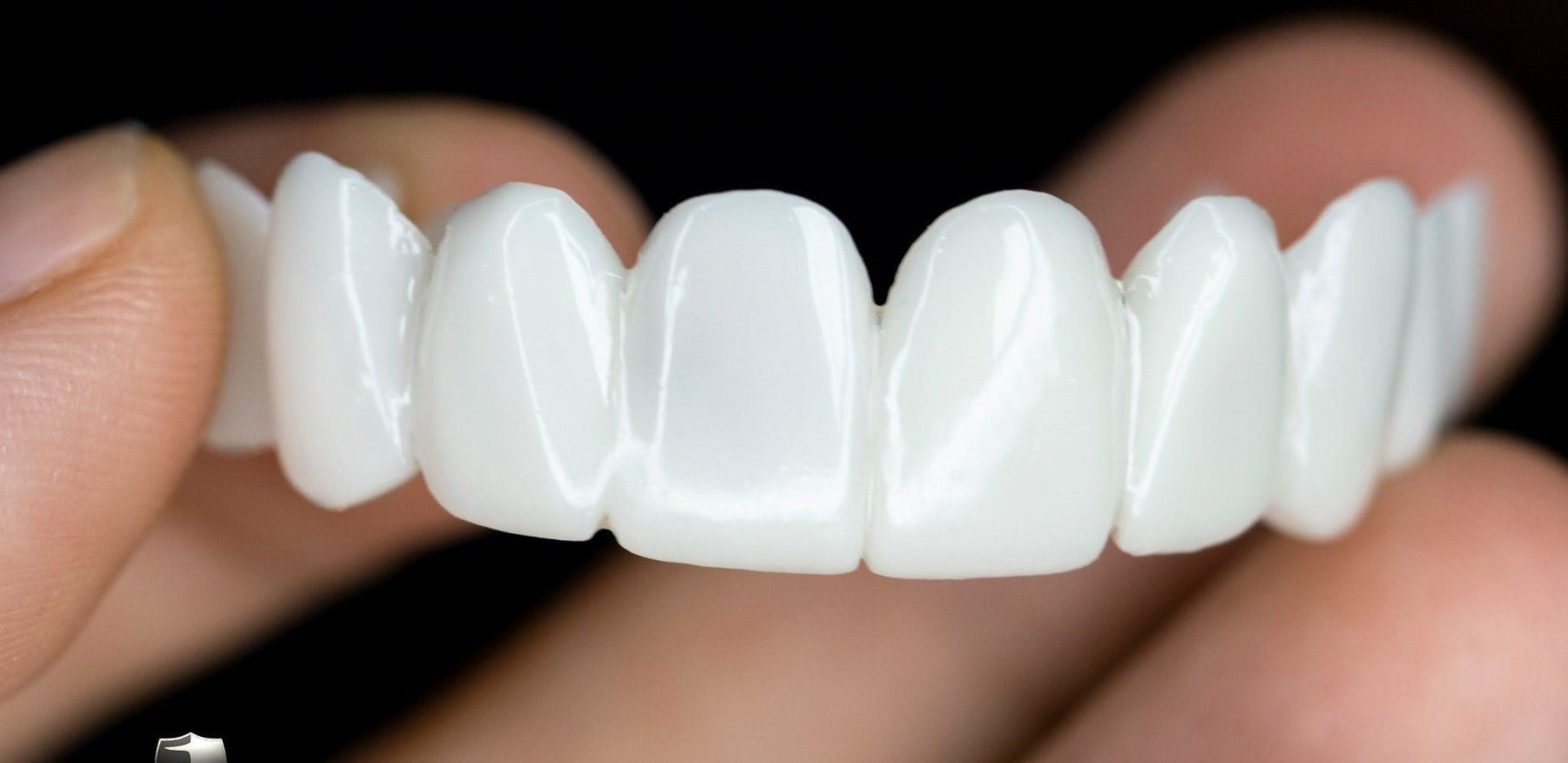 Prothèses Dentaires Sur Mesure - Restaurez Votre Sourire Naturel