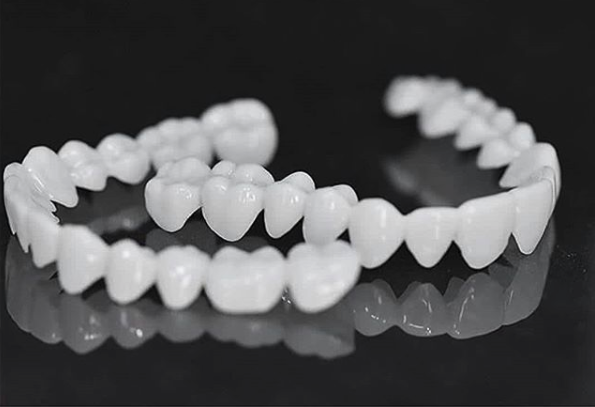 Prothèses Dentaires Sur Mesure - Restaurez Votre Sourire Naturel
