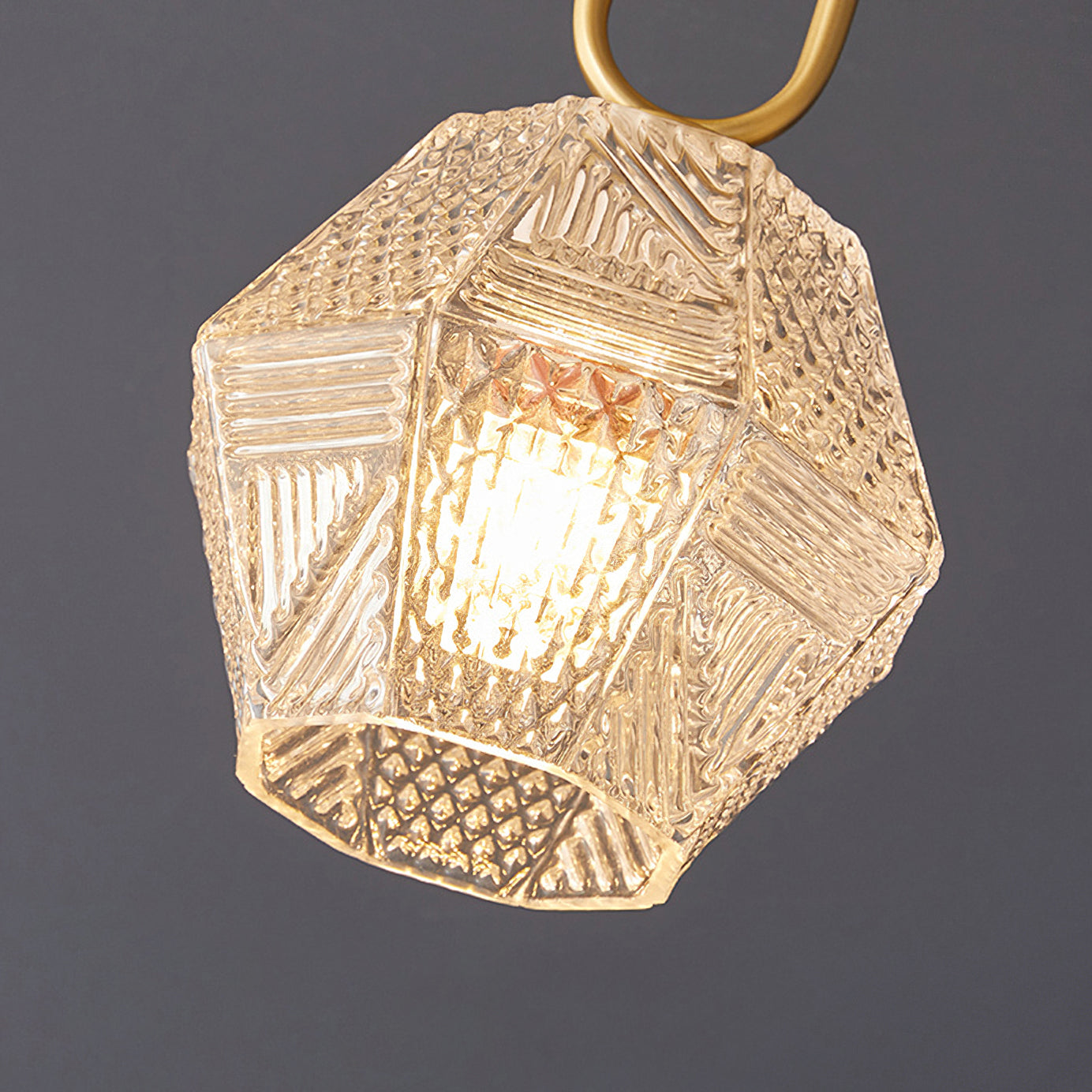Lampe de Plafond Art Déco - Élégance et Luxe en Verre et Laiton