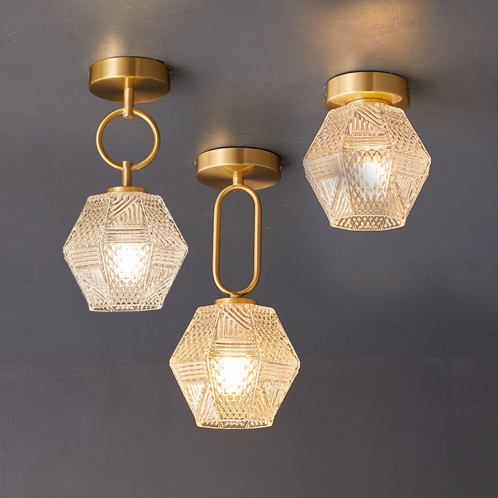 Lampe de Plafond Art Déco - Élégance et Luxe en Verre et Laiton
