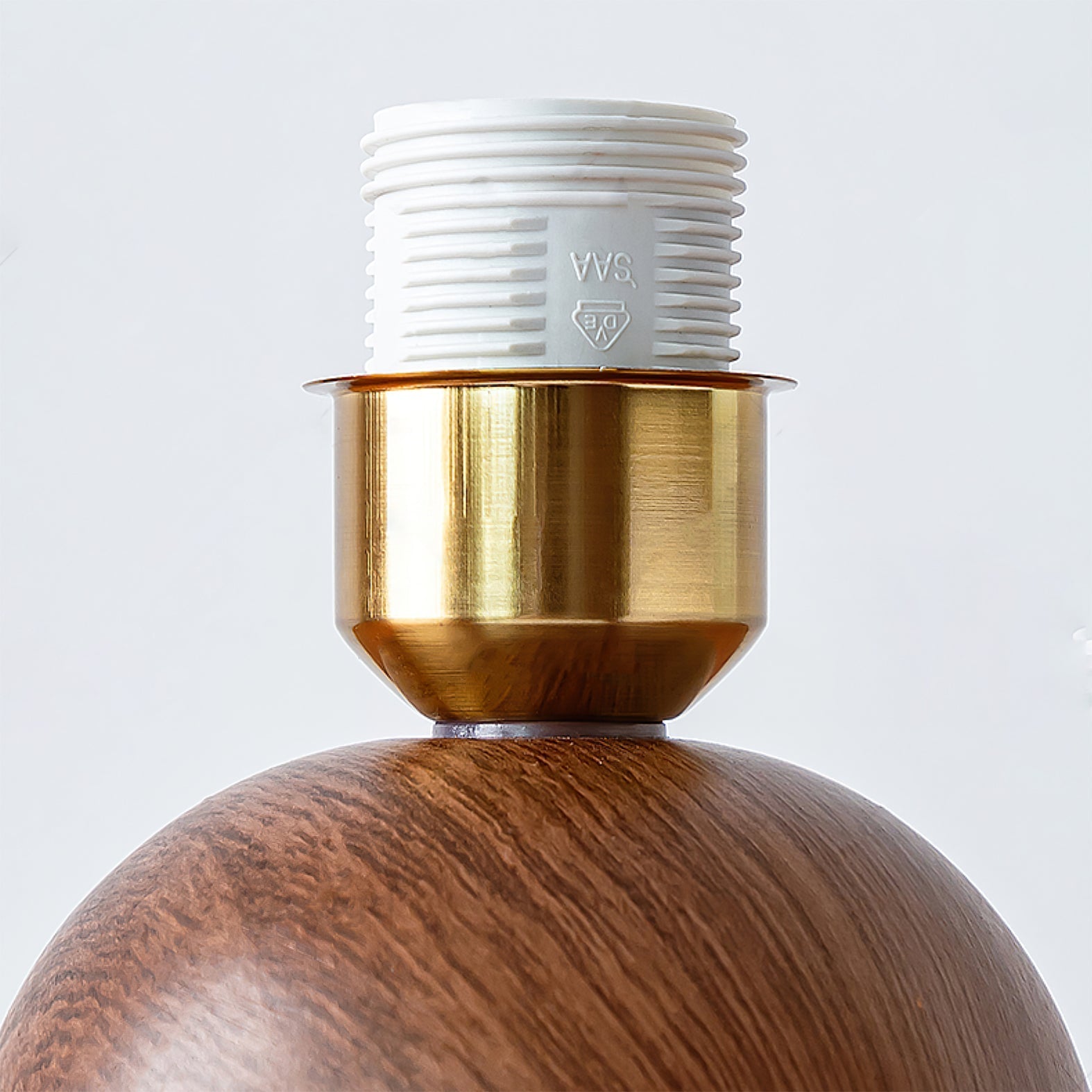 Lampe de Table Élégante en Métal - Ambiance Chaleureuse et Sophistiquée