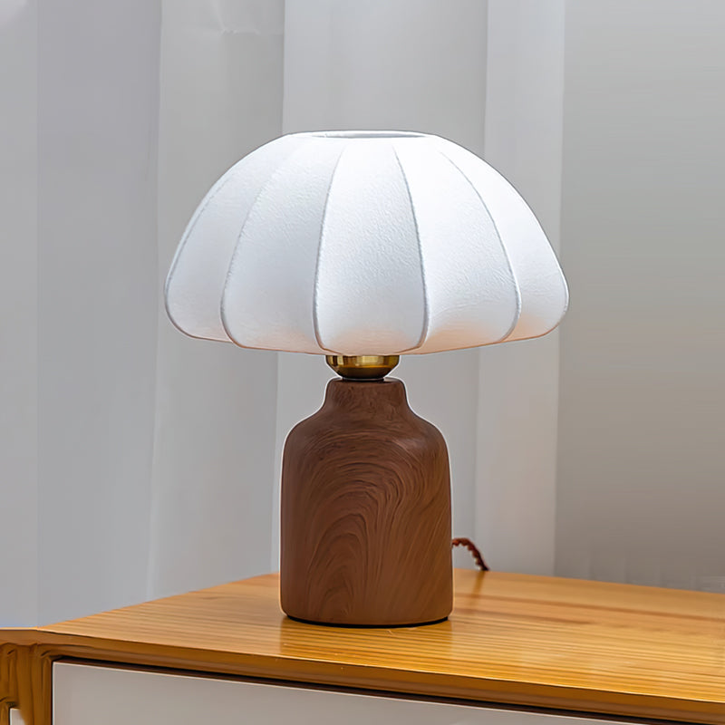 Lampe de Table Élégante en Métal - Ambiance Chaleureuse et Sophistiquée