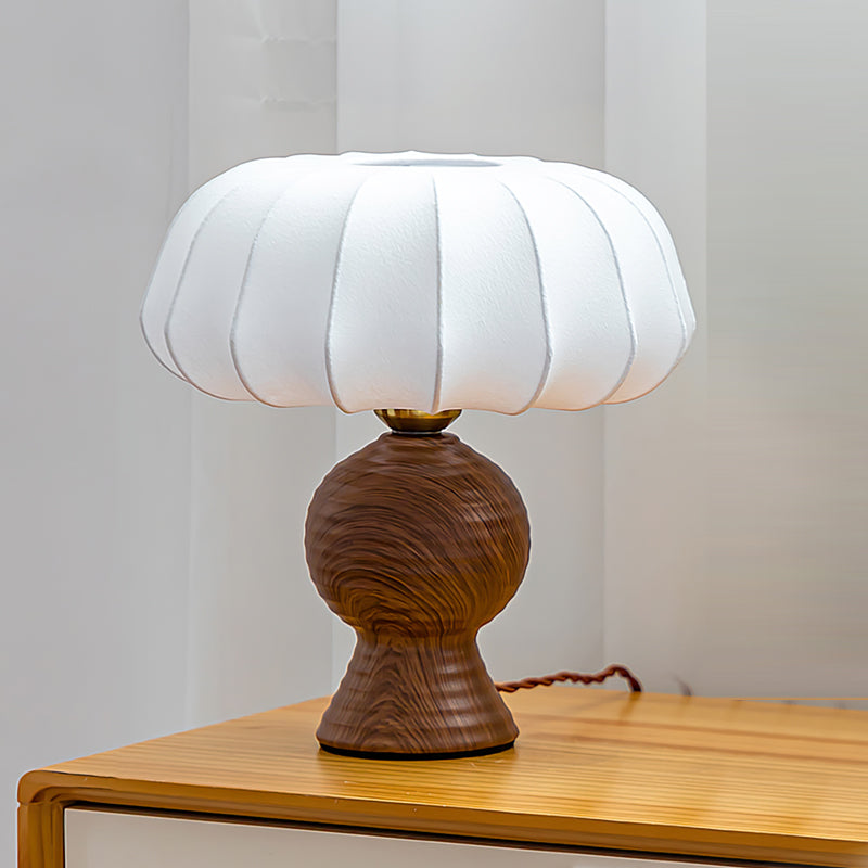Lampe de Table Élégante en Métal - Ambiance Chaleureuse et Sophistiquée