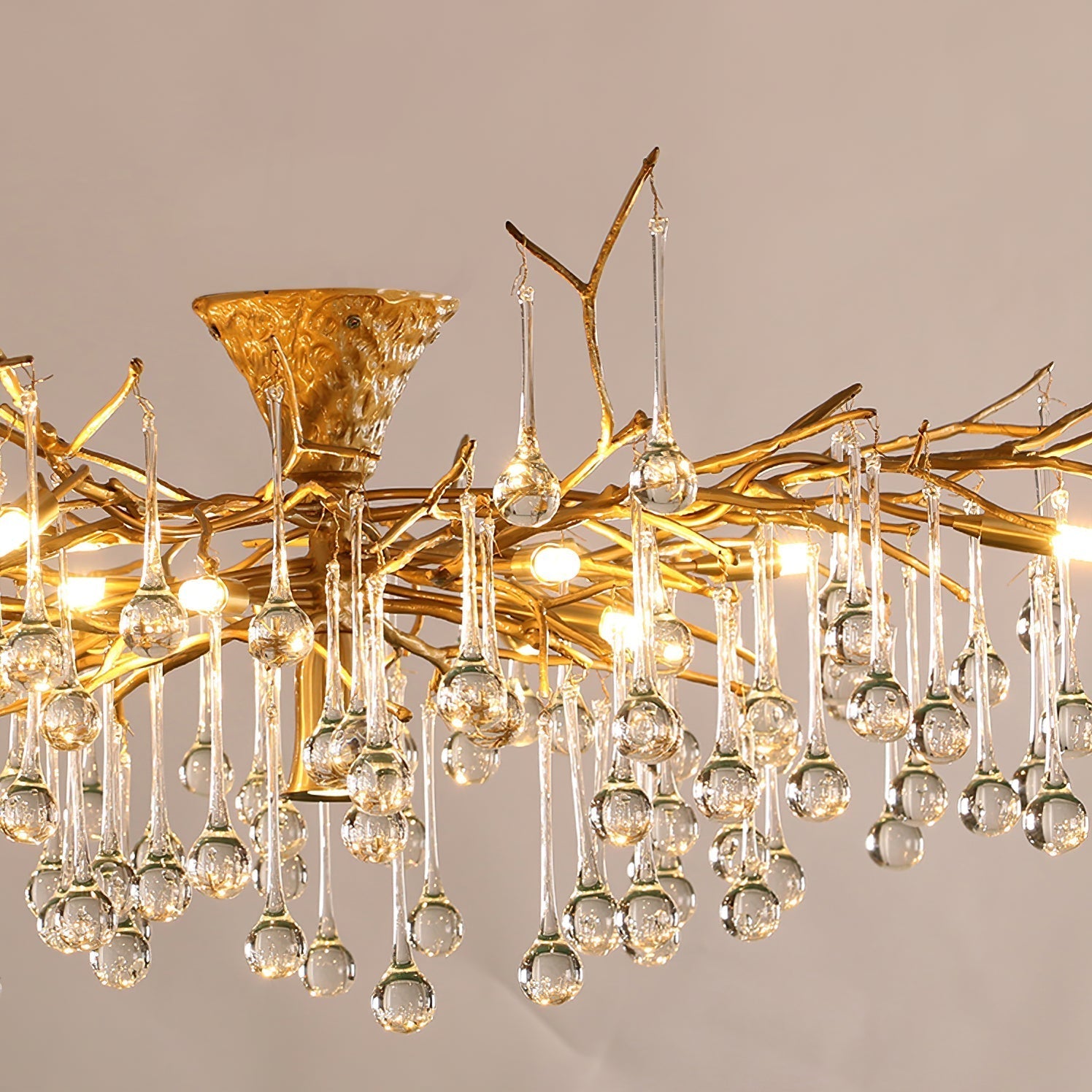 Plafonnier Élégant en Verre - Finition Luxueuse et Lumière Douce