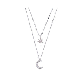 Collier en Argent avec Pendentif Lune - Artisanat Exquis et Élégance Romantique