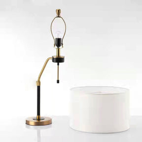 Lampe de Table Élégante en Tissu - Design Raffiné et Éclairage Uniforme