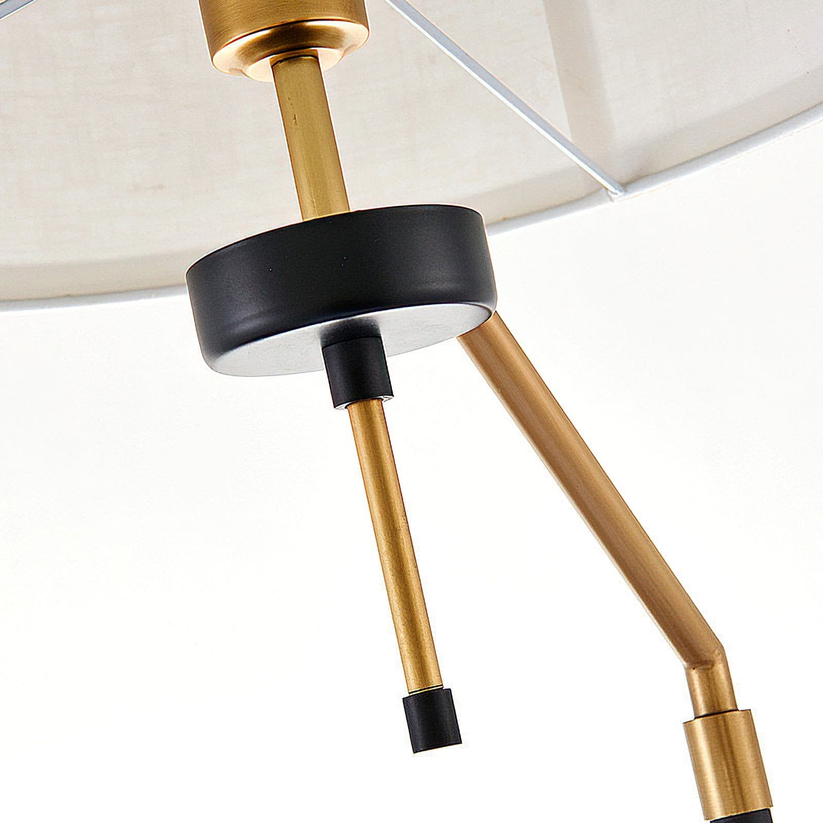 Lampe de Table Élégante en Tissu - Design Raffiné et Éclairage Uniforme