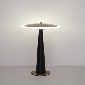 Lampe de Table en Cuivre - Éclairage Moderne et Élégant