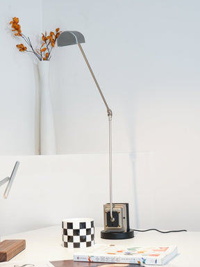 Lampe de Table Élégante et Polyvalente - Diffuseur Rotatif et Gradation Ajustable