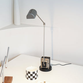 Lampe de Table Élégante et Polyvalente - Diffuseur Rotatif et Gradation Ajustable