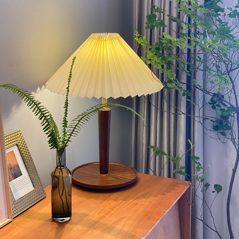 Lampe en Bois Plissé - Éclairage Chaud et Accueillant
