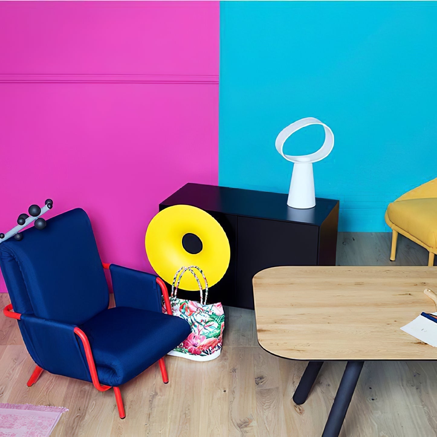 Lampe de Table Élégante - Design Minimaliste et Couleurs Vives