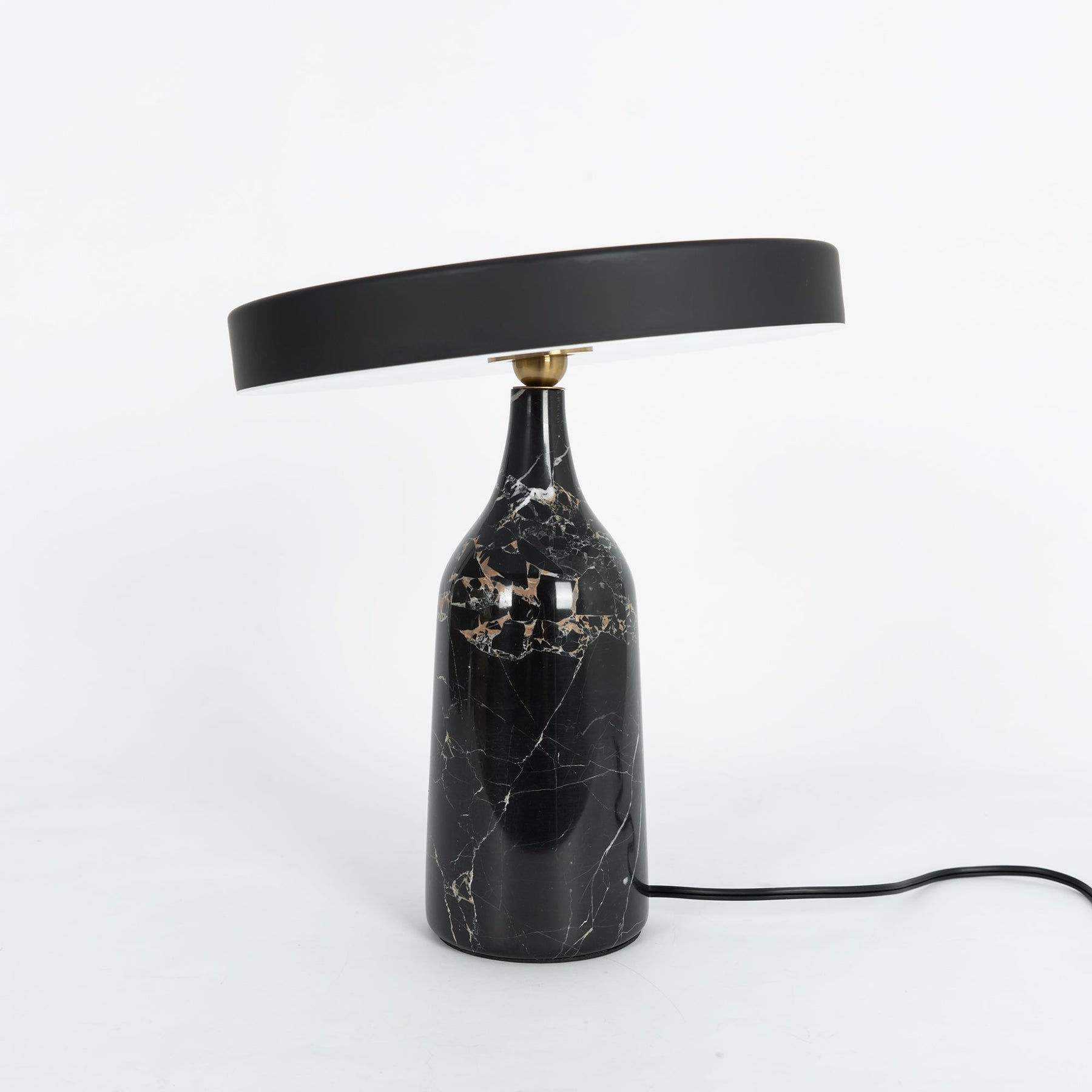 Lampe de Table Élégante en Marbre - Design Sophistiqué et Lumière Douce