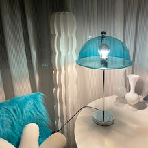 Lampe de Table Élégante en Argent - Design Chic avec Accents Acryliques