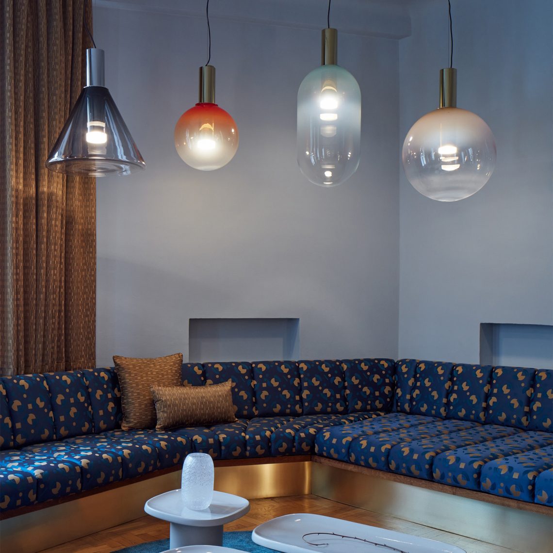 Lampe de Plafond Élégante pour Intérieur - Design Ventilé et Atmosphère Apaisante