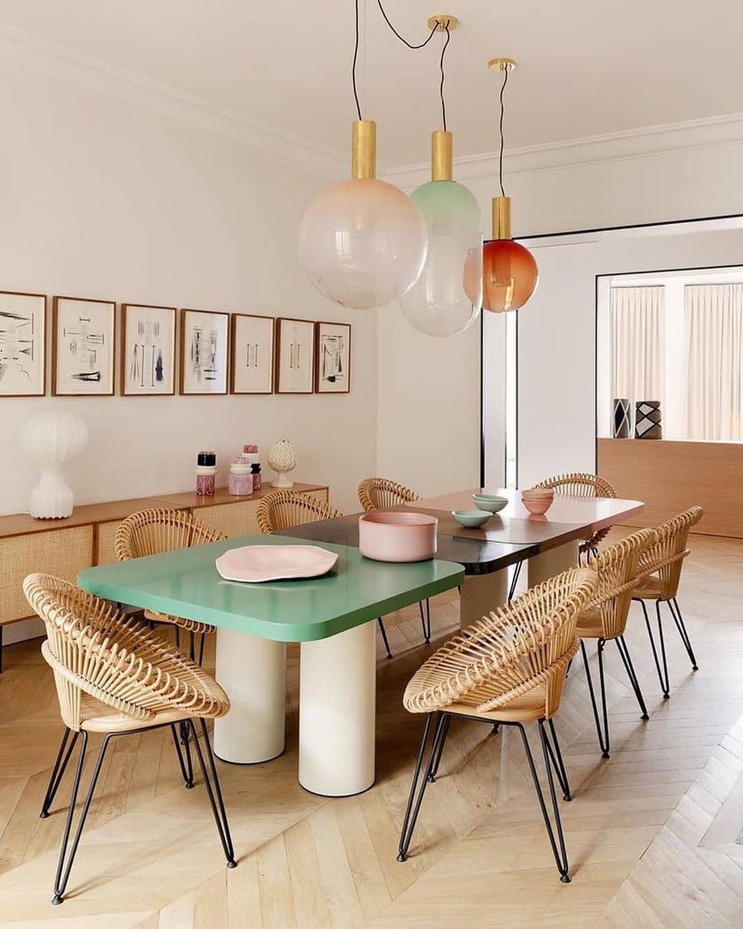 Lampe de Plafond Élégante pour Intérieur - Design Ventilé et Atmosphère Apaisante
