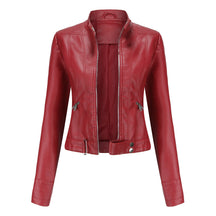 Veste en Cuir Ajustée pour Femmes - Élégance et Style Urbain Assuré