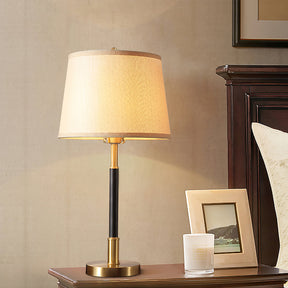 Lampe de Table en Laiton - Design Luxueux et Lumière Chaleureuse
