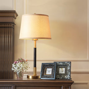 Lampe de Table en Laiton - Design Luxueux et Lumière Chaleureuse