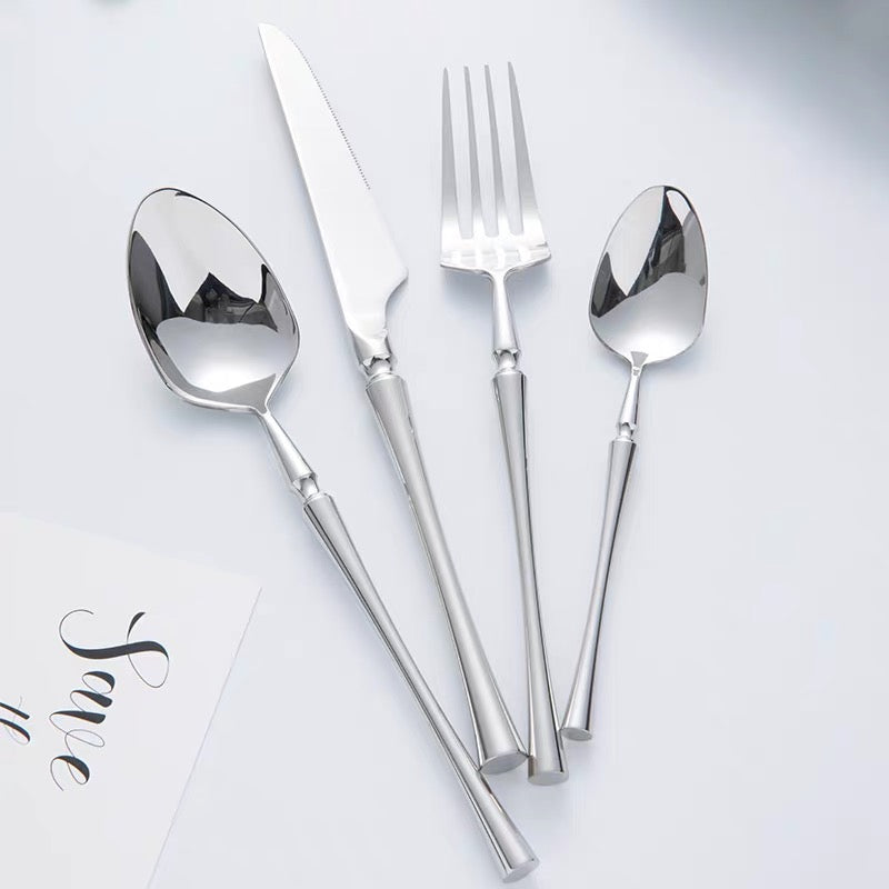 Couverts en Acier Inoxydable 24 Pièces - Ensemble Élégant pour Dîner Chic