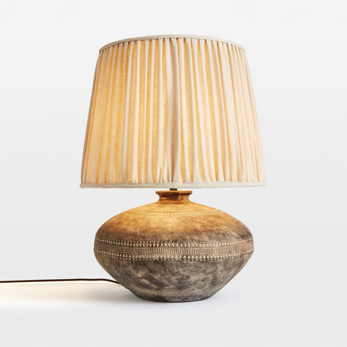 Lampe de Table en Céramique - Design Élégant et Éclairage Cozy