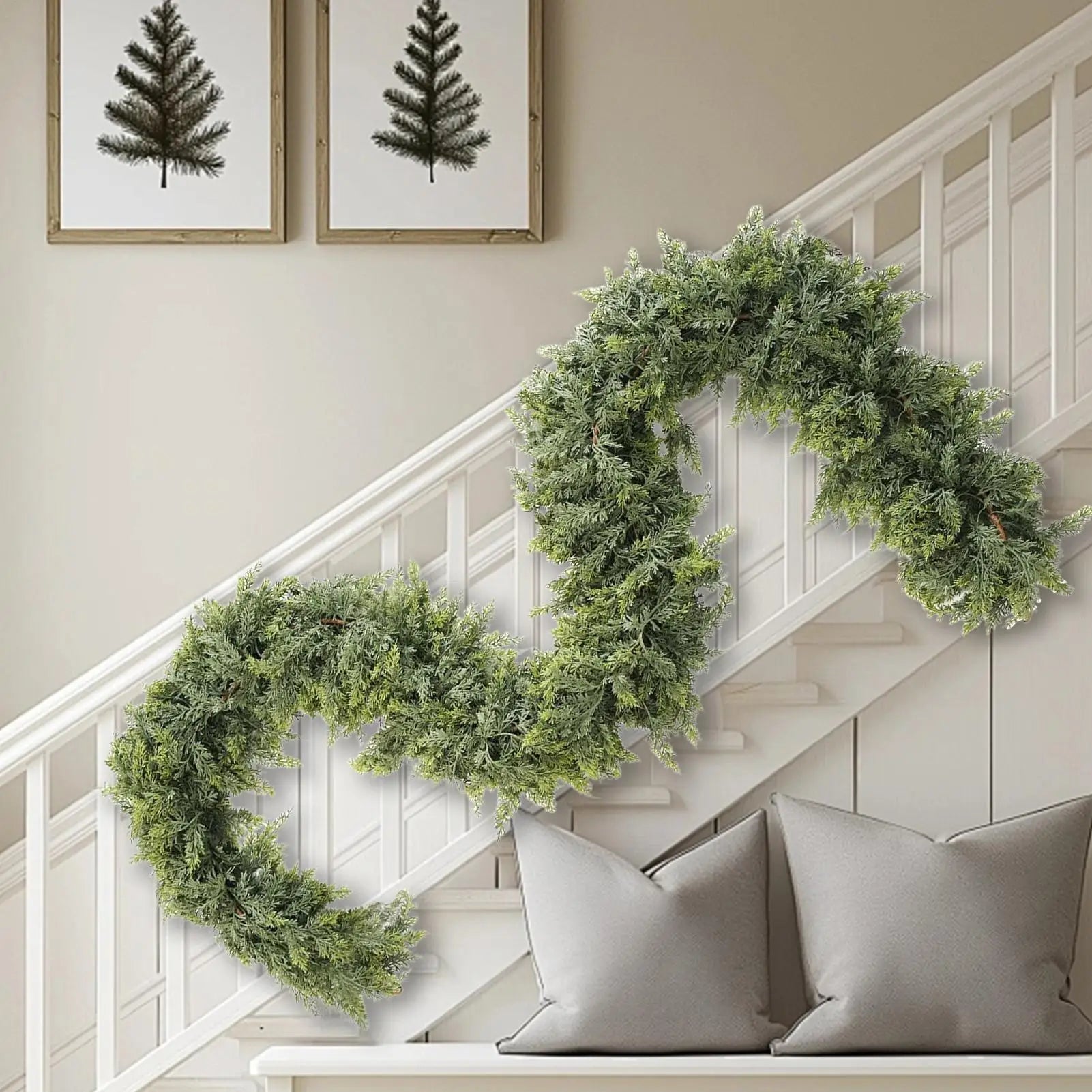 Guirlande de Noël en Cyprès - Décoration Élégante avec Lumières LED