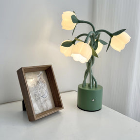 Lampe de Table Florale Sculpturale - Éclairage Élégant Inspiré par la Nature