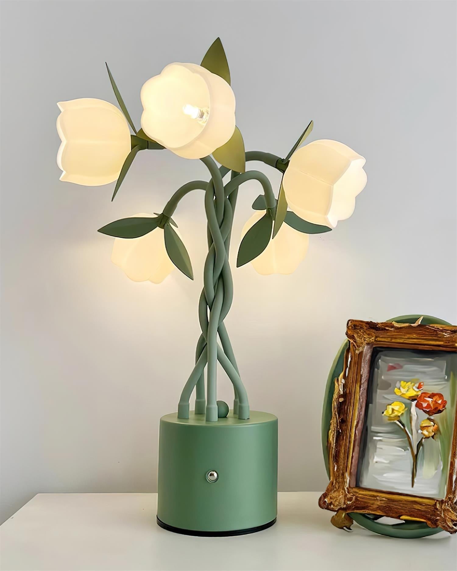 Lampe de Table Florale Sculpturale - Éclairage Élégant Inspiré par la Nature