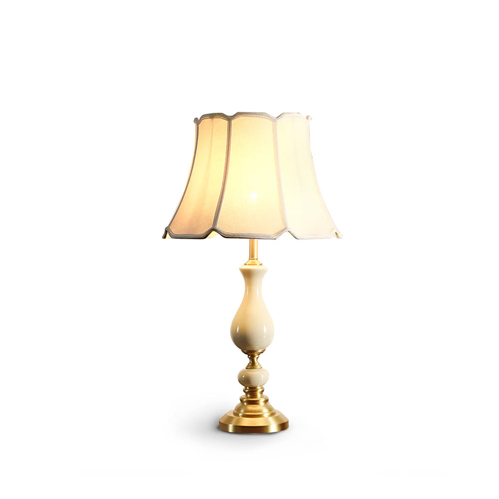 Lampe de Table en Céramique et Laiton - Élégance Intemporelle et Matériaux Premium