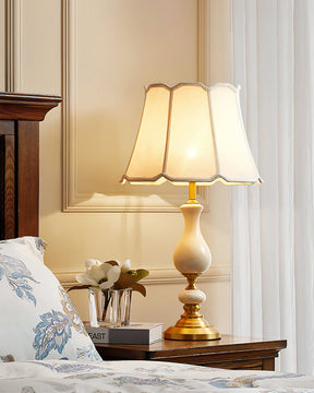 Lampe de Table en Céramique et Laiton - Élégance Intemporelle et Matériaux Premium