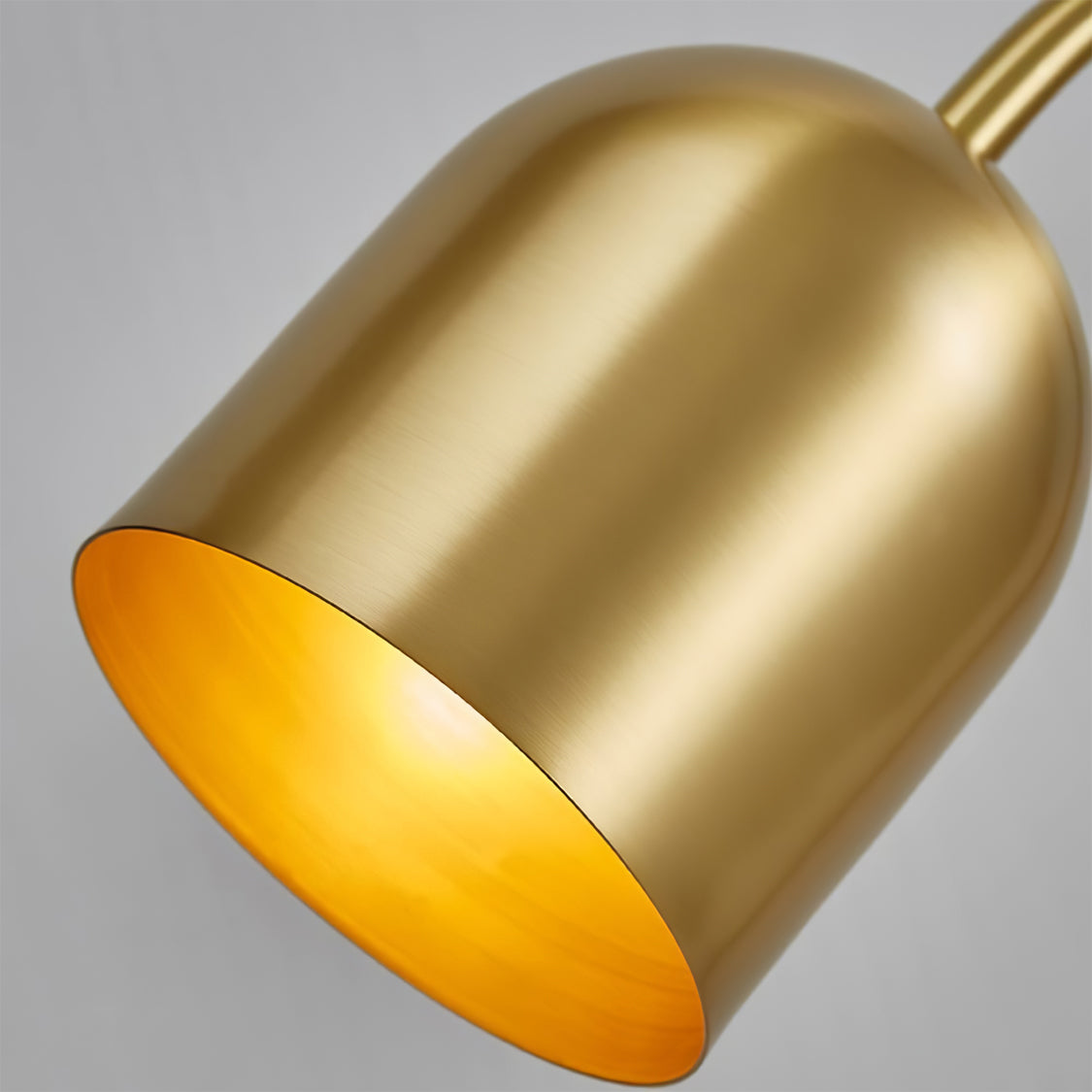 Lampe de Table en Laiton - Design Élégant et Pratique