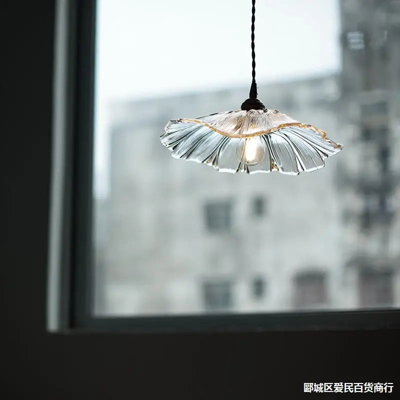 Lampe Suspendue Fleur Chic - Détails Artistiques pour Ambiance Sophistiquée