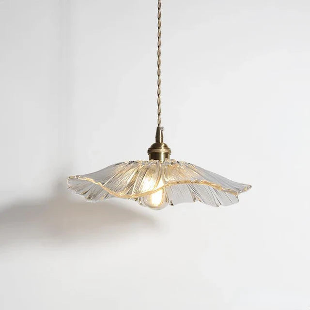 Lampe Suspendue Fleur Chic - Détails Artistiques pour Ambiance Sophistiquée