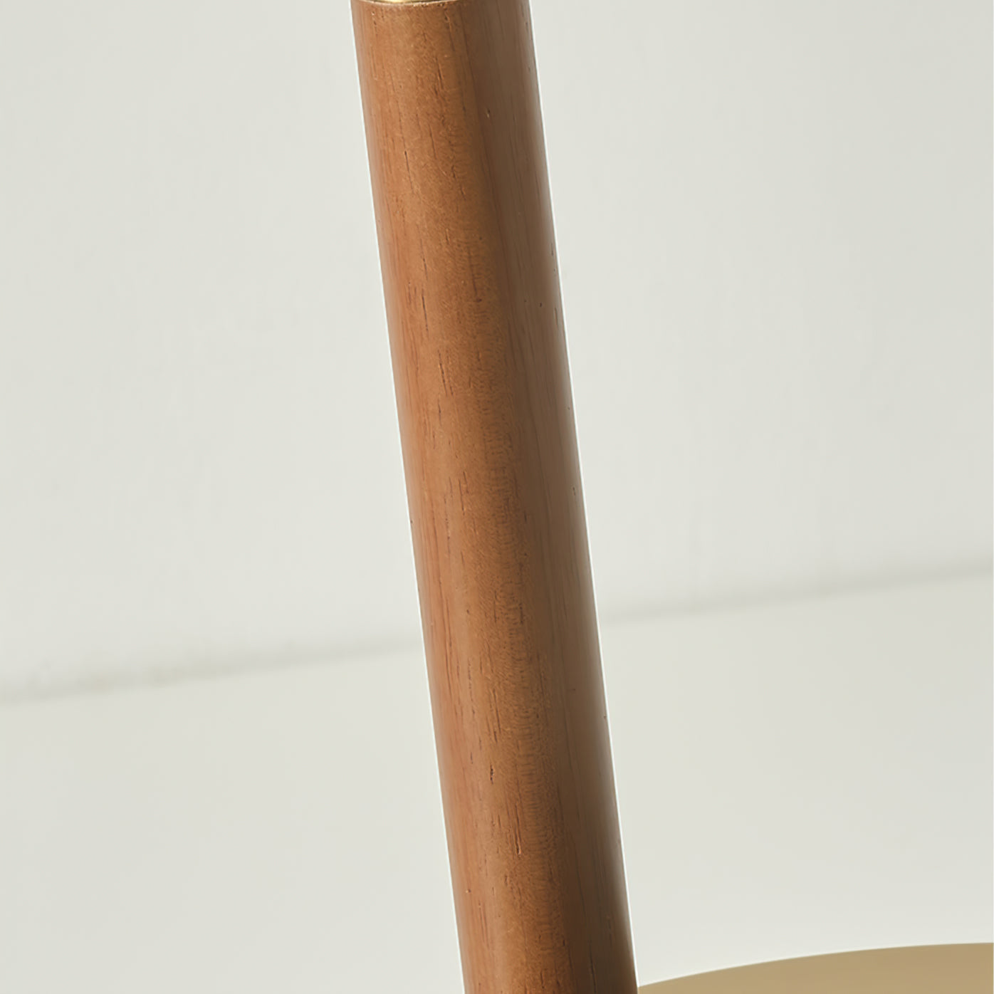 Lampe de Table en Tissu Luxe - Base Dorée et Design Élégant