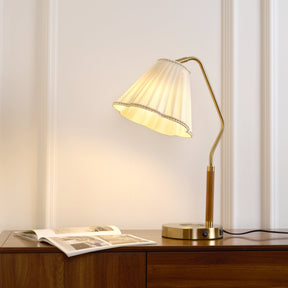 Lampe de Table en Tissu Luxe - Base Dorée et Design Élégant