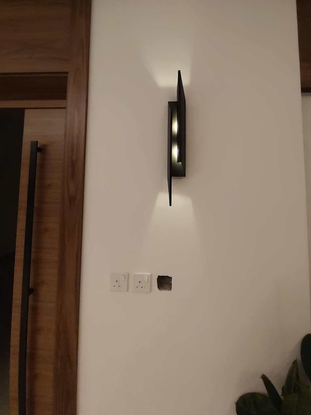 Applique Murale Moderne LED - Design Élégant et Écoénergétique