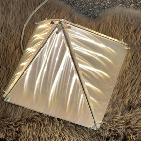 Lampe de Table Triangulaire - Design Élégant en Verre Clair