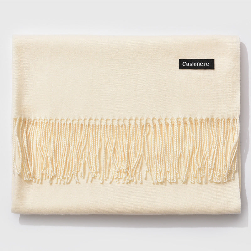 Écharpe Élégante à Franges pour Femmes - Style Monochrome et Confort Optimal