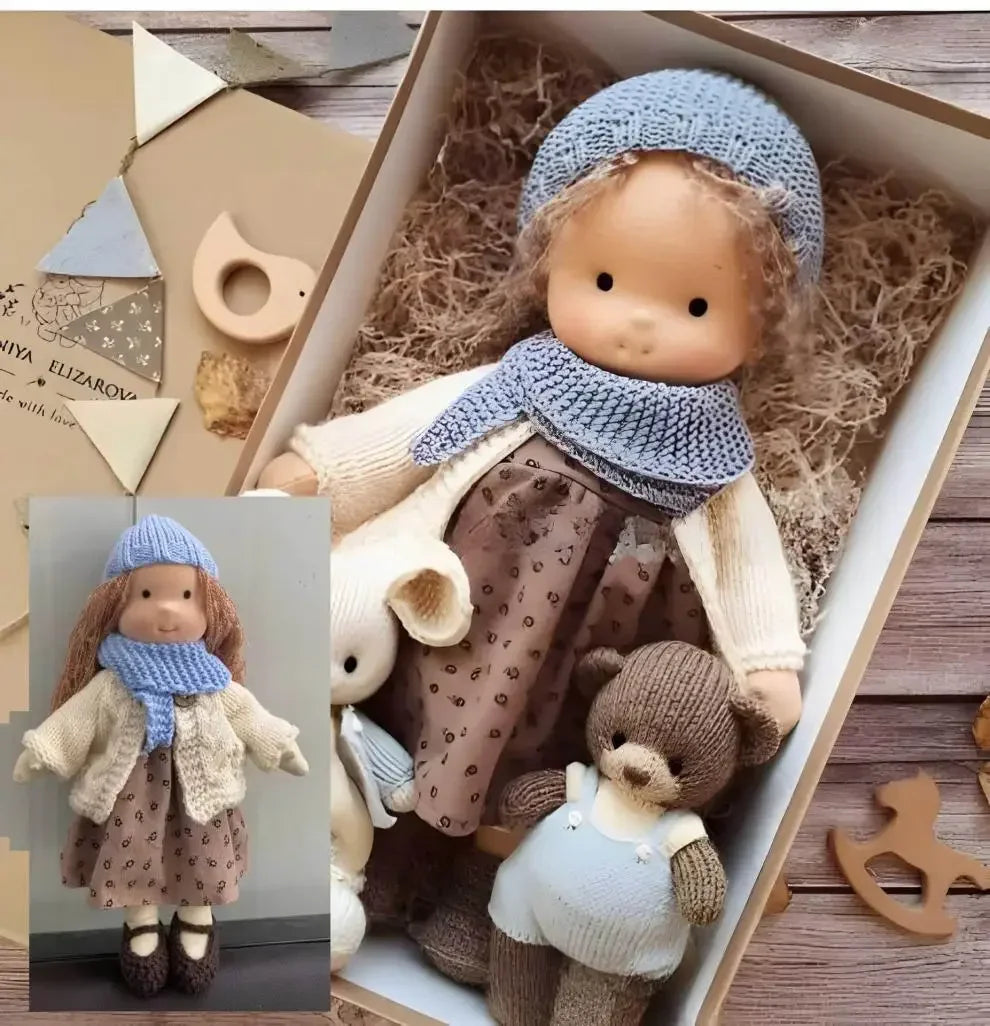 Poupée Waldorf en Peluche 30 cm - Douceur Apaisante et Cadeau Idéal