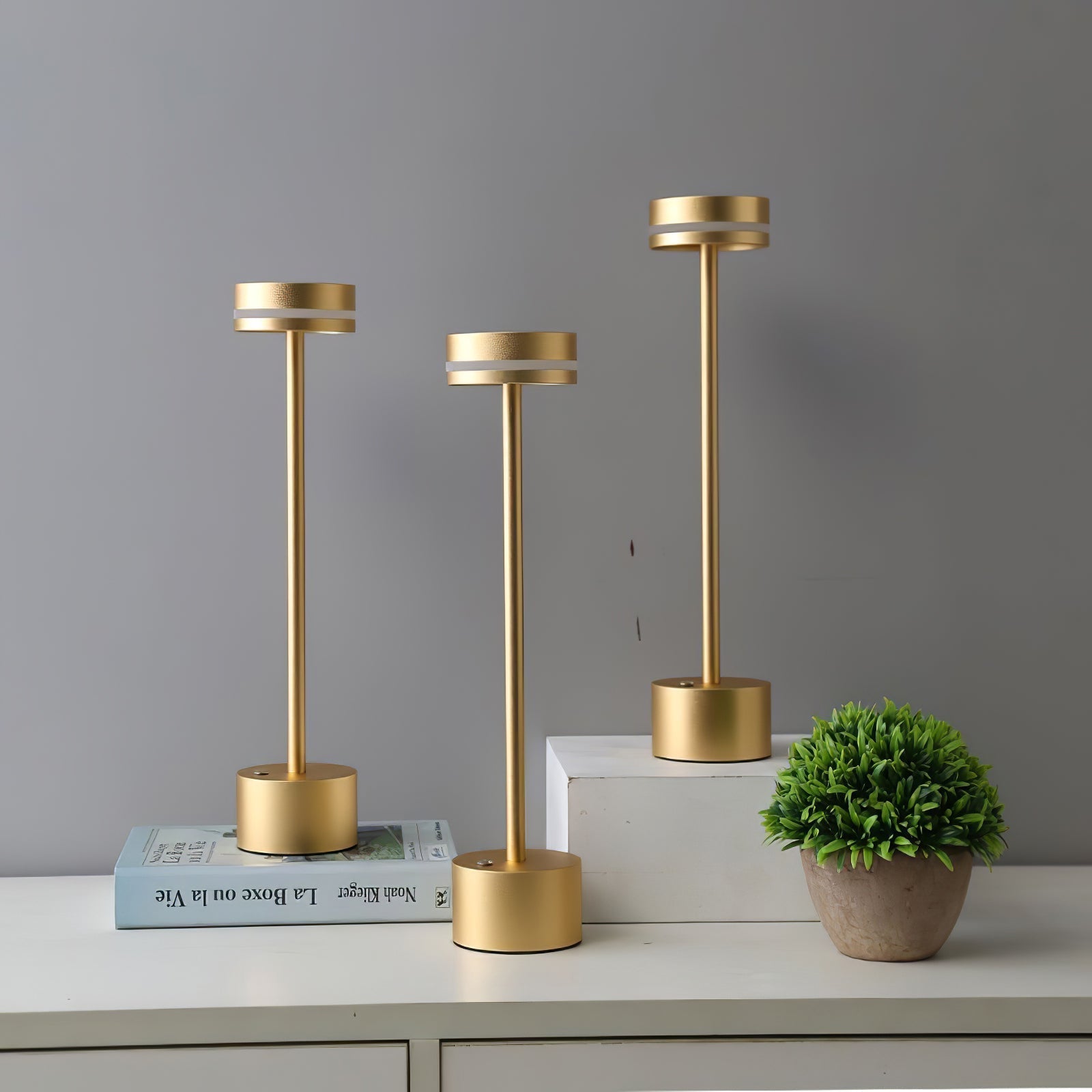 Lampe de Table LED Design Élégant - Ambiance Chaleureuse et Romantique