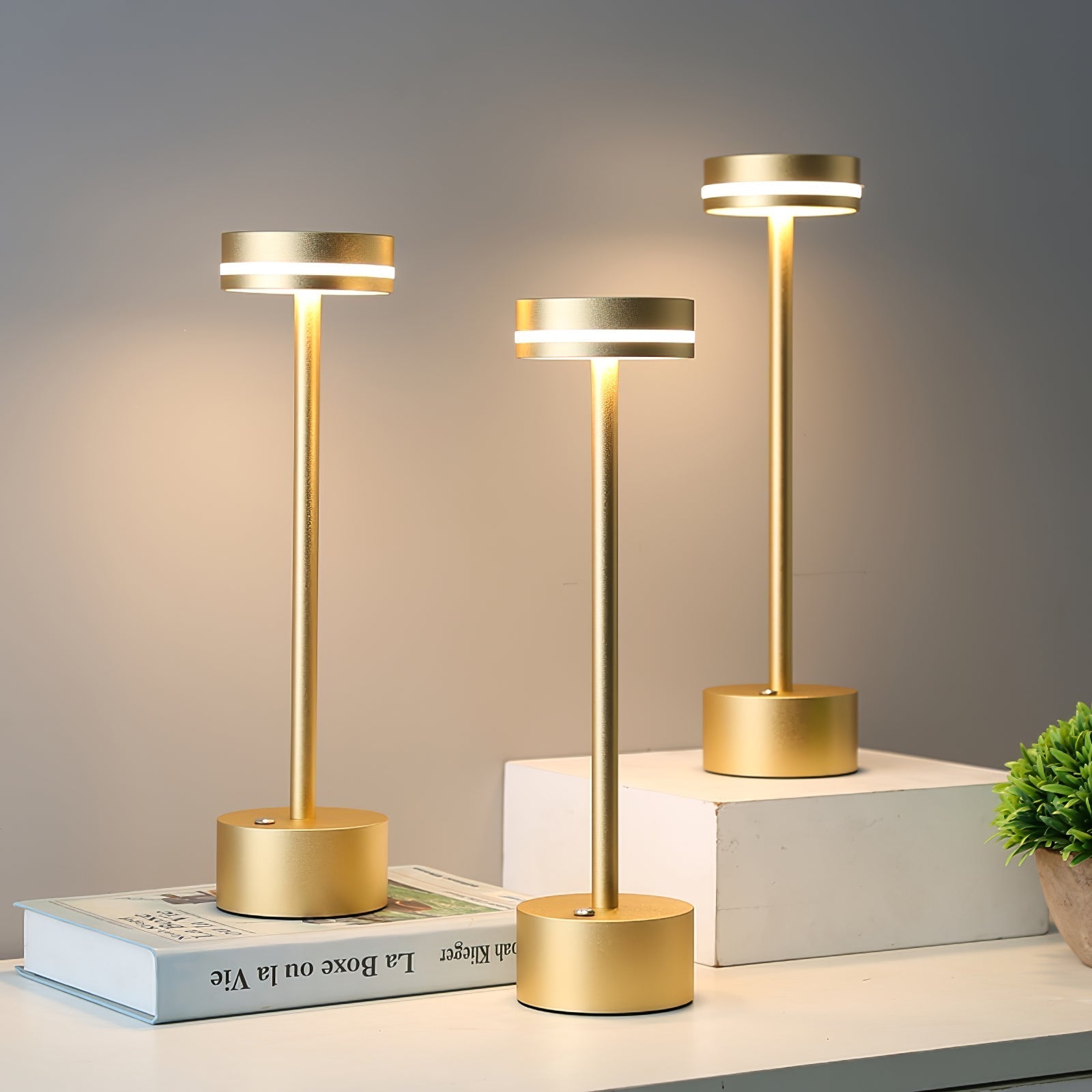 Lampe de Table LED Design Élégant - Ambiance Chaleureuse et Romantique
