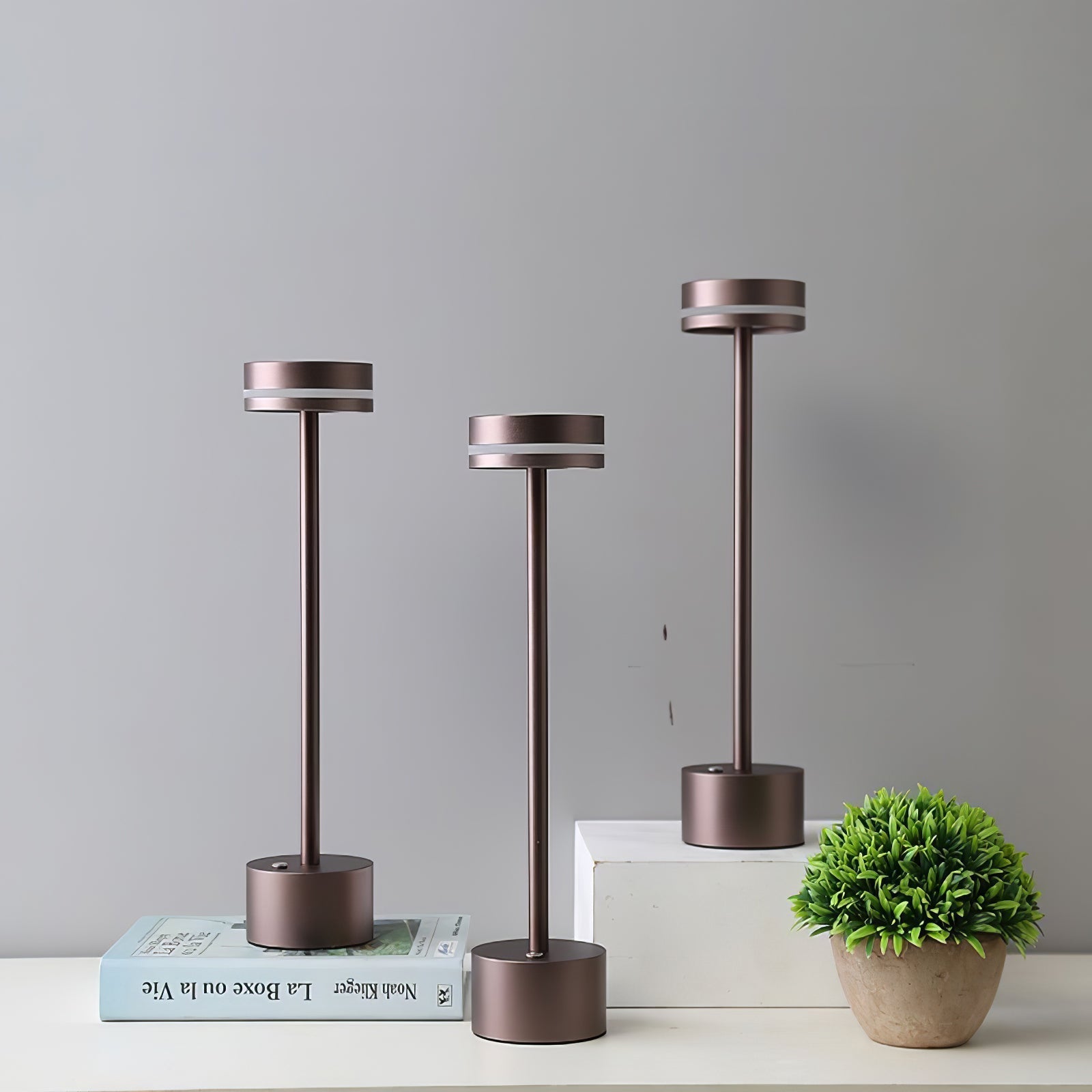 Lampe de Table LED Design Élégant - Ambiance Chaleureuse et Romantique