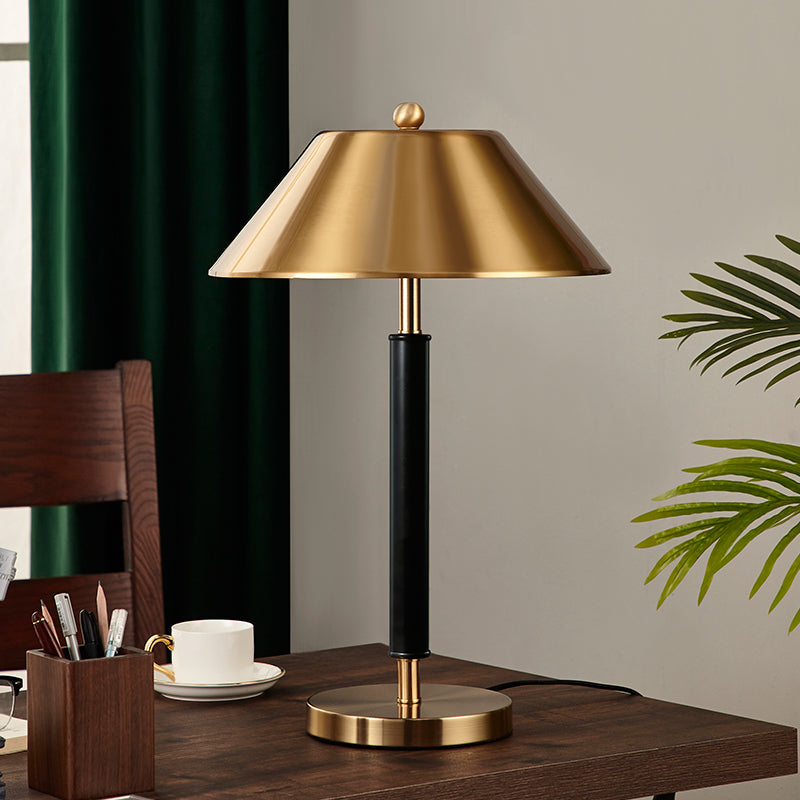 Lampe de Table Moderne Noir et Or - Élégance et Éclairage Raffiné