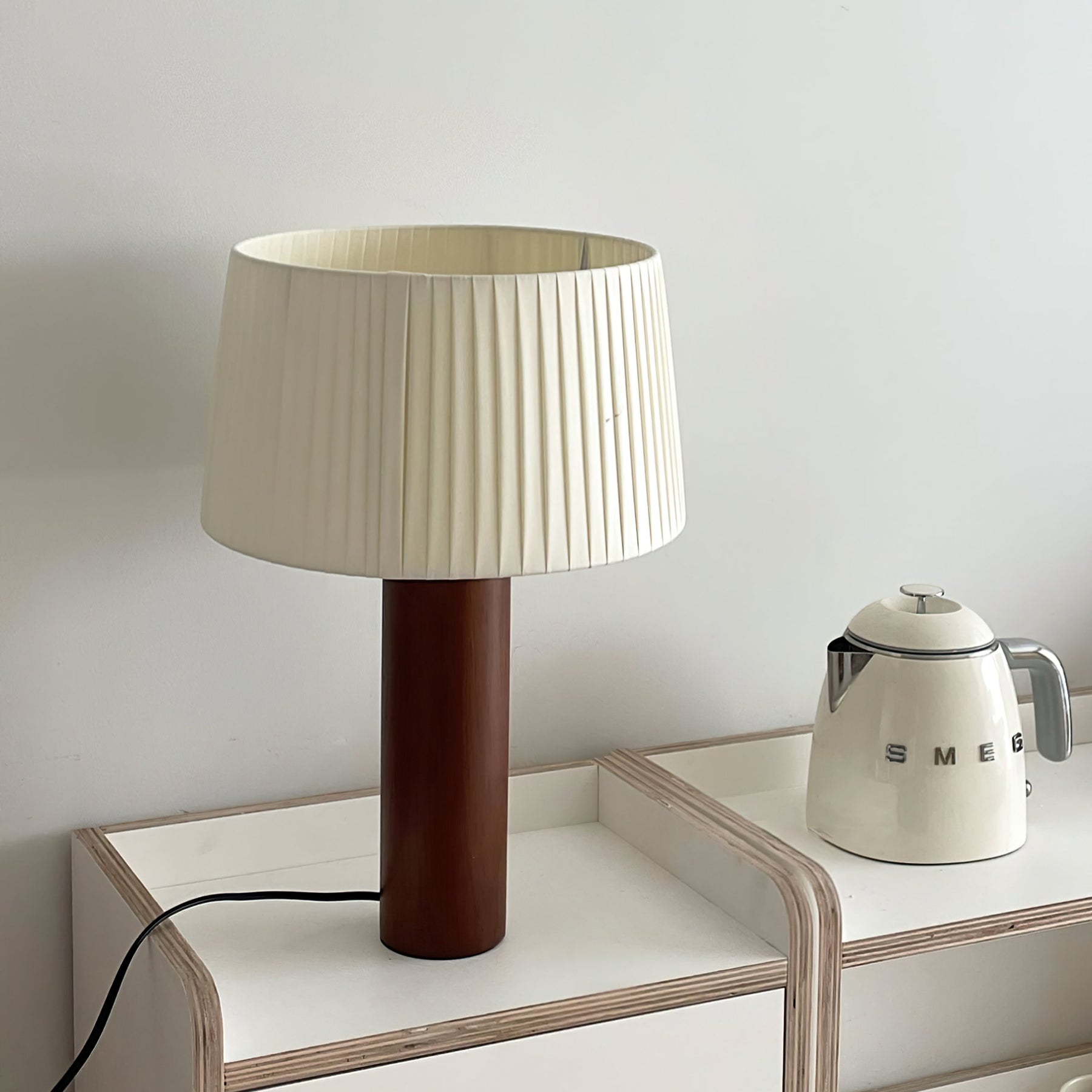Lampe de Table en Bois Naturel - Élégance et Chaleur pour Votre Intérieur
